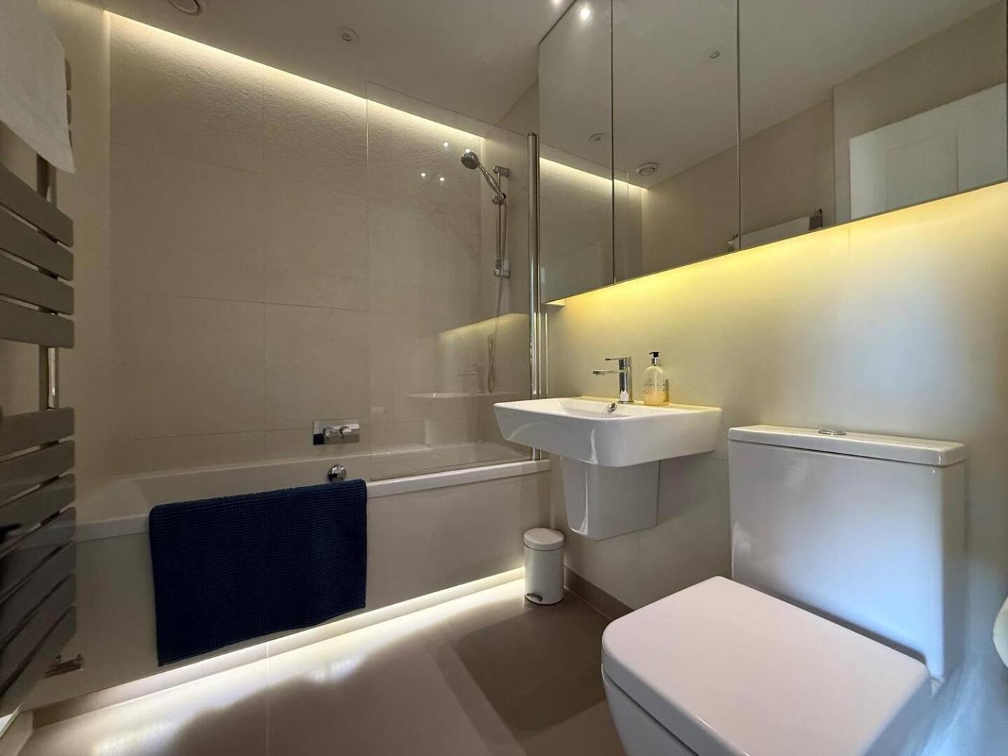 Apartment Wimbledon Park Terrace London